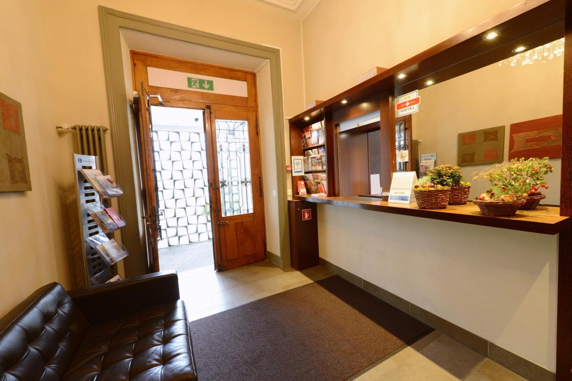 Hotel Du Marche Lausanne Eksteriør billede