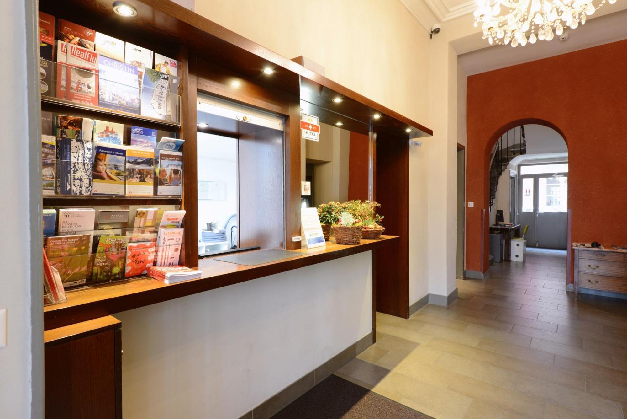Hotel Du Marche Lausanne Eksteriør billede