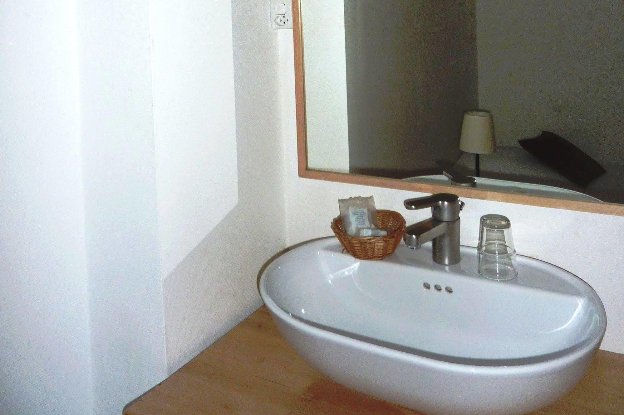 Hotel Du Marche Lausanne Eksteriør billede